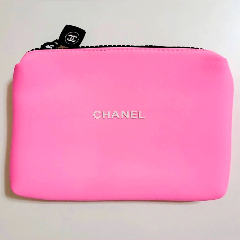 Authentic New Luxury CHANEL Makeup Cosmetic Toiletry Clutch Pouch Bag